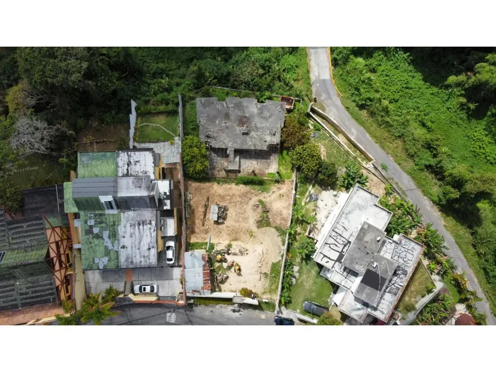 Se vende terreno 1363m² La Union - 5