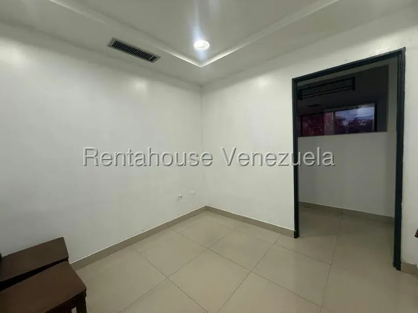 Local Comercial en Alquiler en El Parque, Lara - 2