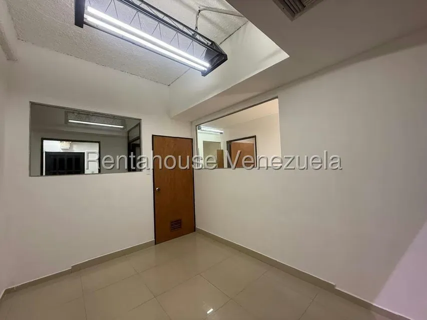 Local Comercial en Alquiler en El Parque, Lara - 7