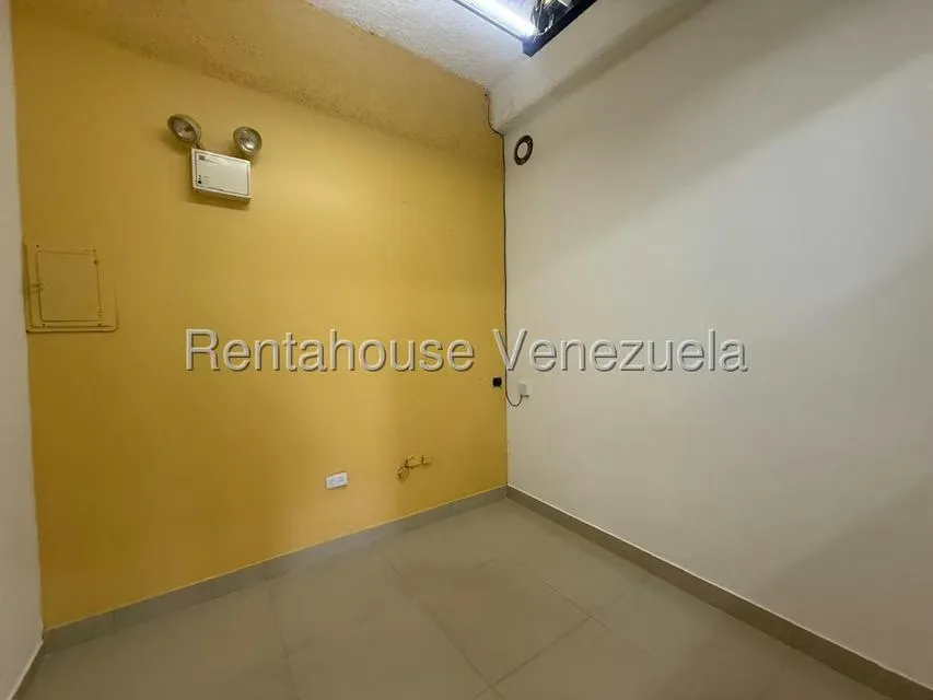 Local Comercial en Alquiler en El Parque, Lara - 10