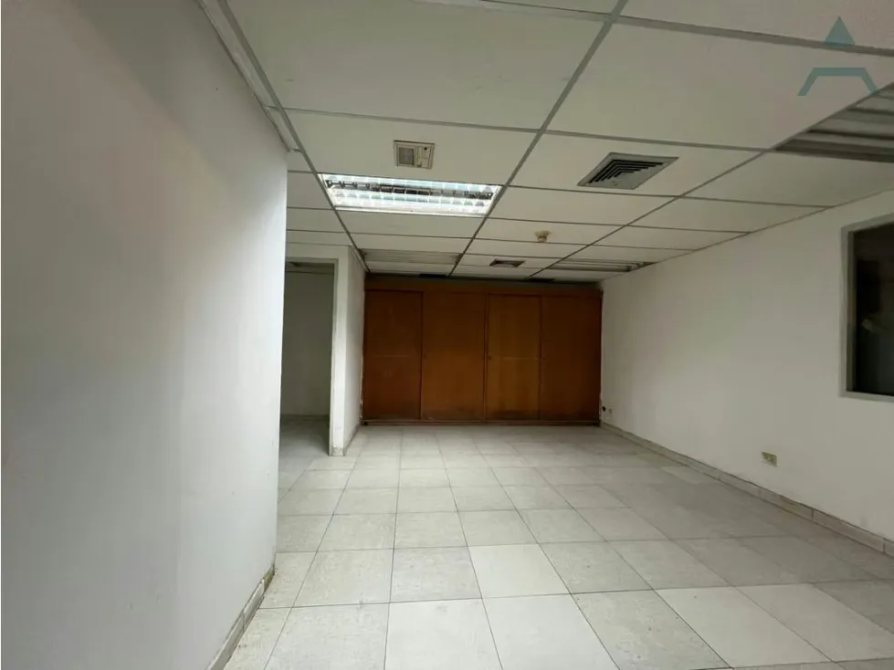 Se vende/alquila Galpon 2500m² 5c/5b/20p Guatire - 35