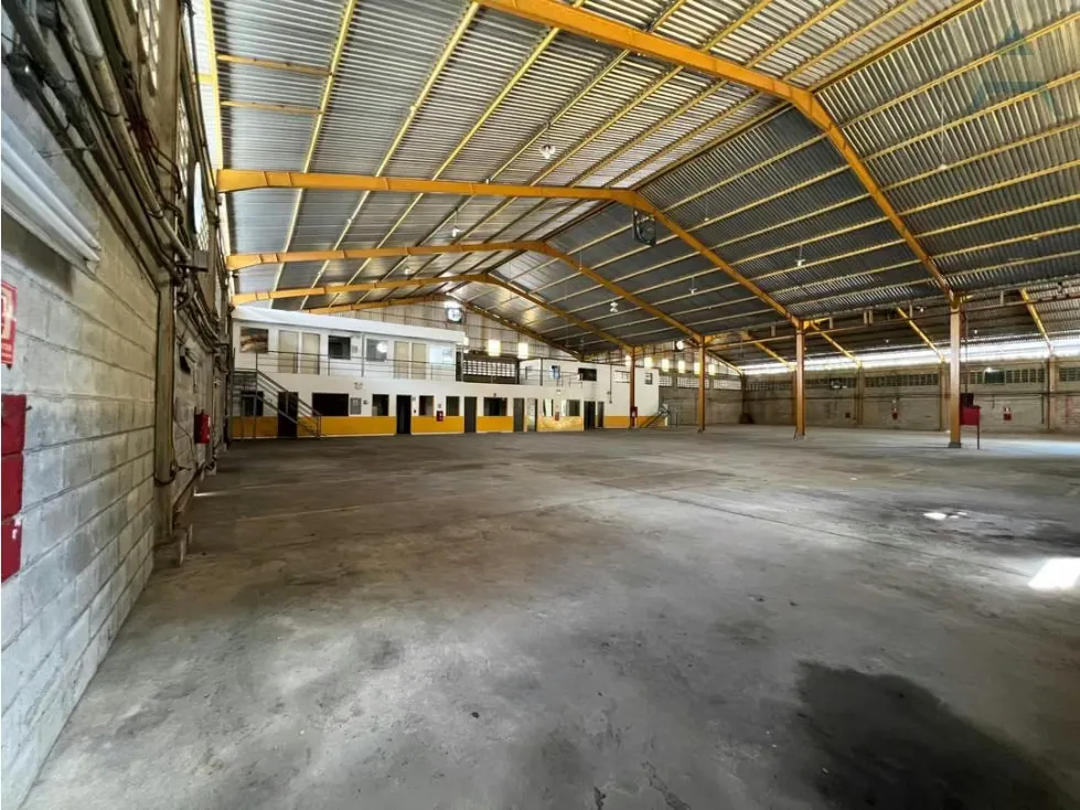 Se vende/alquila Galpon 2500m² 5c/5b/20p Guatire - 6