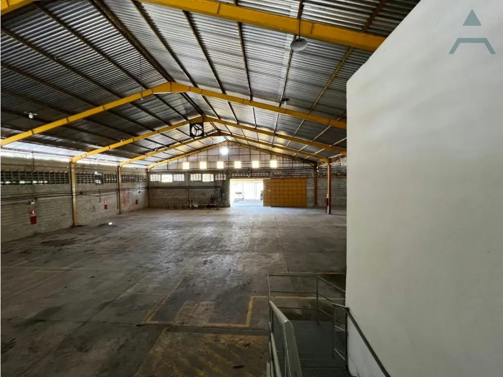 Se vende/alquila Galpon 2500m² 5c/5b/20p Guatire - 8