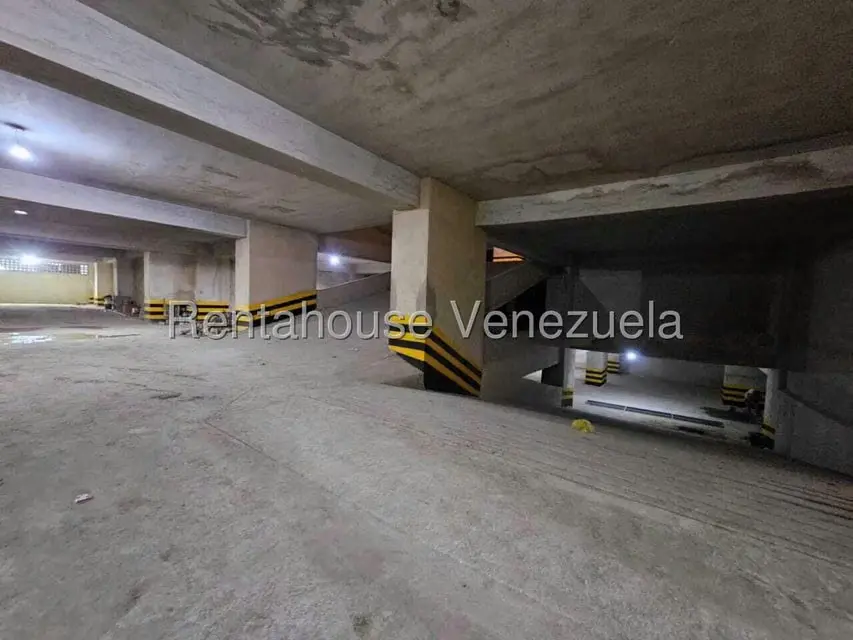 Apartamento (1 Nivel) en Venta en Zona Centro, Aragua - 18