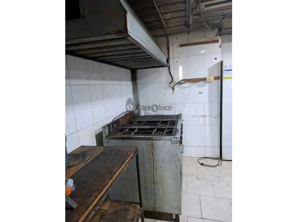 Se alquila Local para Gastronomía en Naguanagua C.C.Cristal - 4