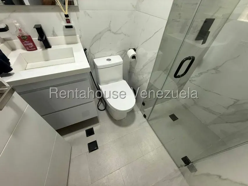 Apartamento (1 Nivel) en Venta en El Cigarral, Distrito Metropolitano - 14