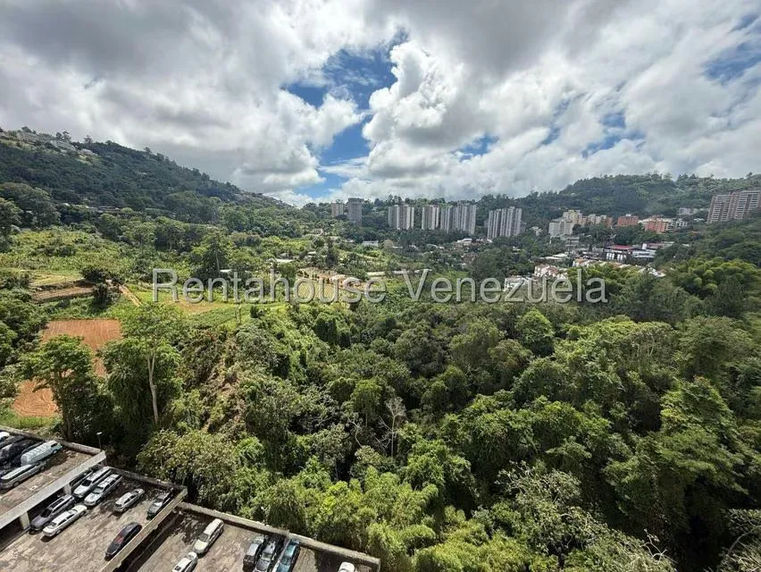 Apartamento (1 Nivel) en Venta en El Cigarral, Distrito Metropolitano - 4