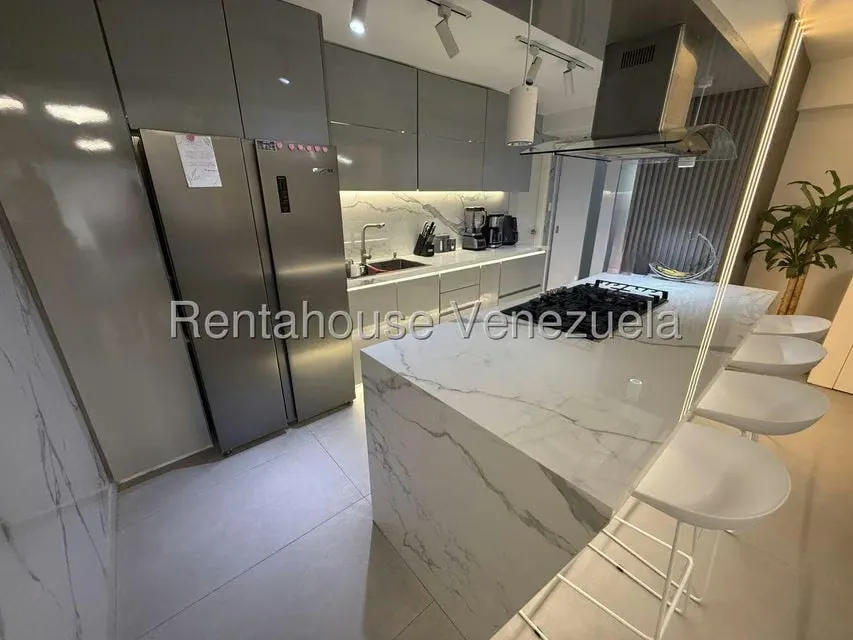 Apartamento (1 Nivel) en Venta en El Cigarral, Distrito Metropolitano - 6