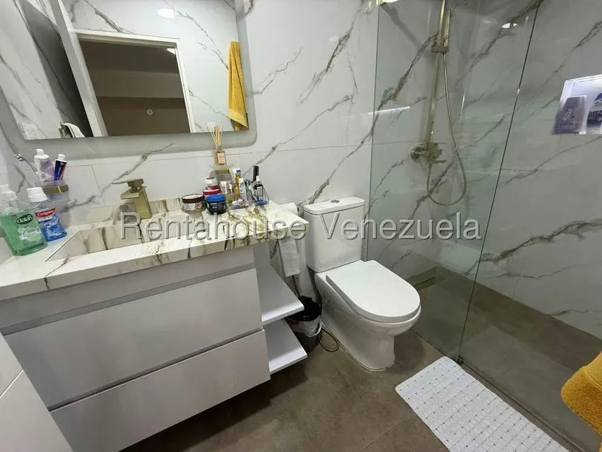Apartamento (1 Nivel) en Venta en El Cigarral, Distrito Metropolitano - 9