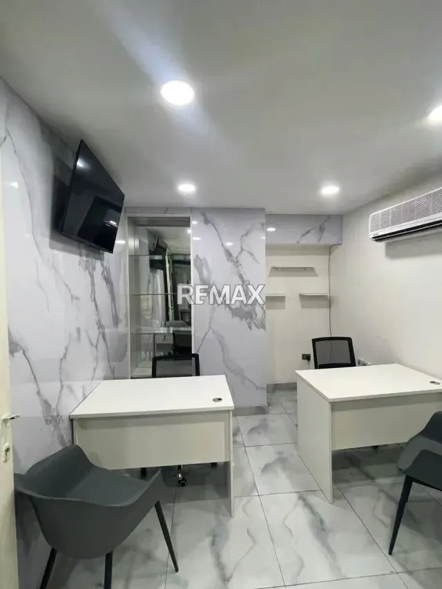 LOCAL COMERCIAL EN ALQUILER C.C MARACAY - 5