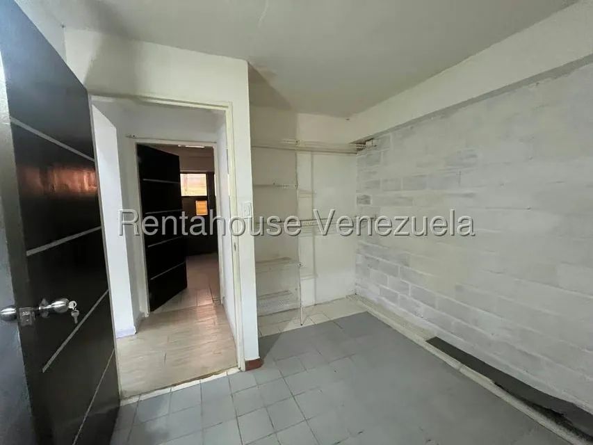 Apartamento (1 Nivel) en Venta en Las Chimeneas, Carabobo - 16