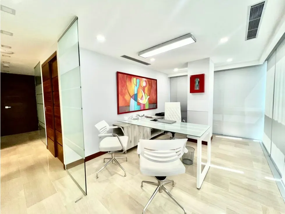 Oficina en Venta en Las Mercedes 86,04 Mts2 AMOBLADA - 2