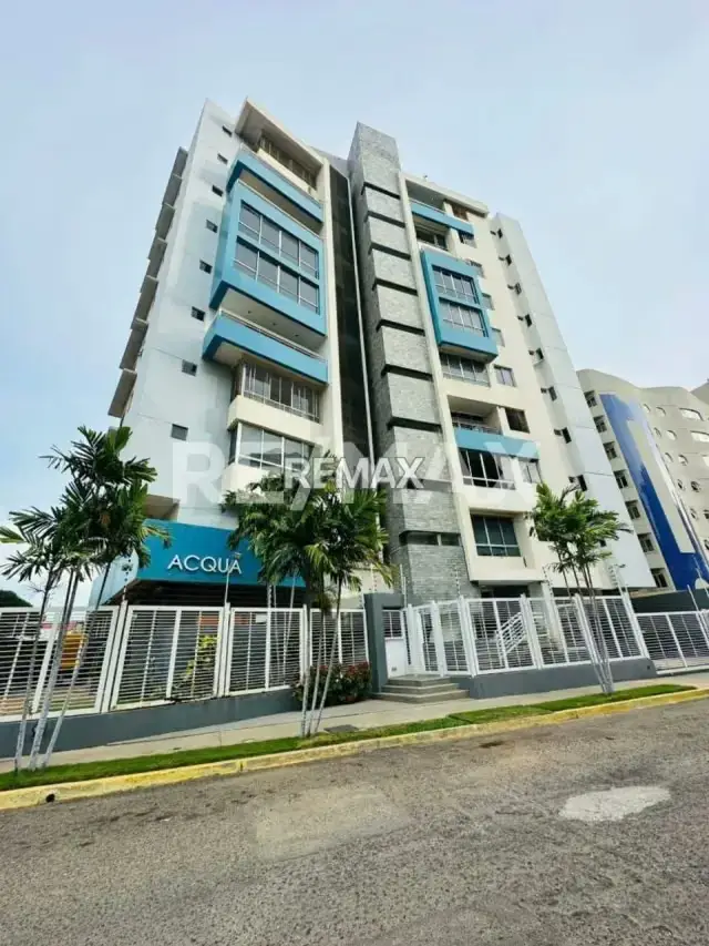 Apartamento en Alquiler Edif. Acqua