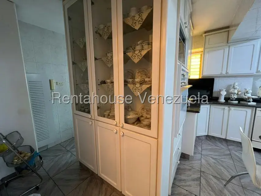 Apartamento (1 Nivel) en Venta en El Paraiso, Distrito Metropolitano - 11