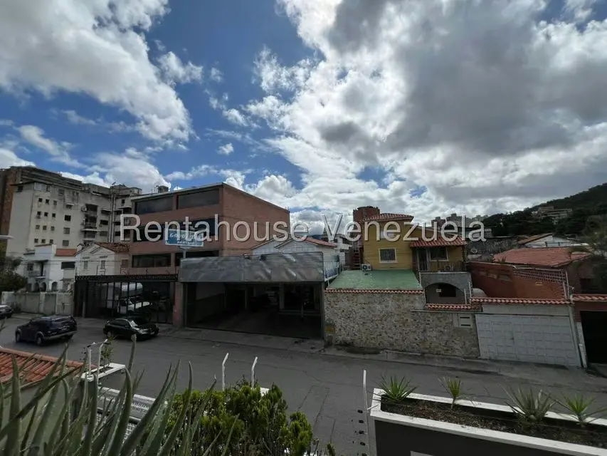 Apartamento (1 Nivel) en Venta en El Paraiso, Distrito Metropolitano - 24