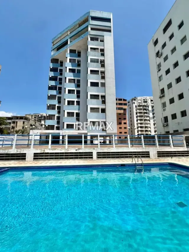 Vendo acogedor Apartamento en Playa Grande!