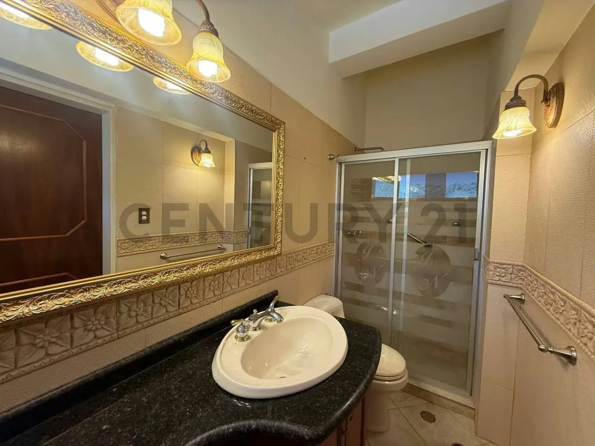 Apartamento en renta en el CR. El Cardon, Lechería. - 20