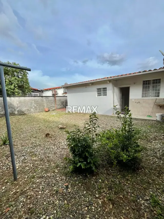 Disponible para la venta casa Urb llano alto zona de Araure - 12