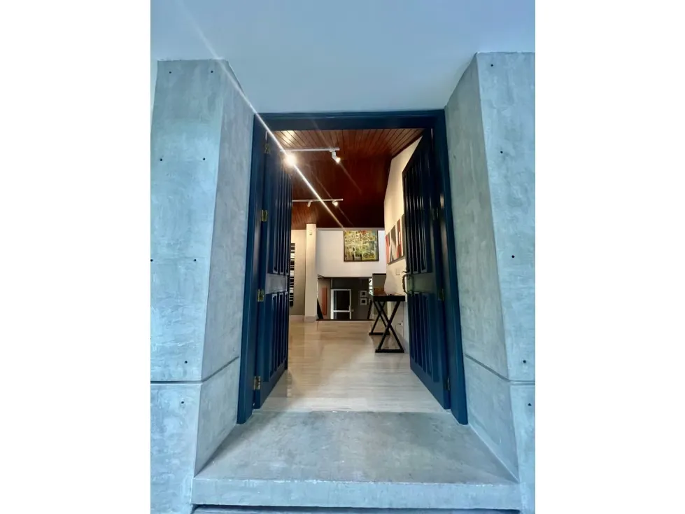 Vendo casa 750m2 Cerro Verde 6307