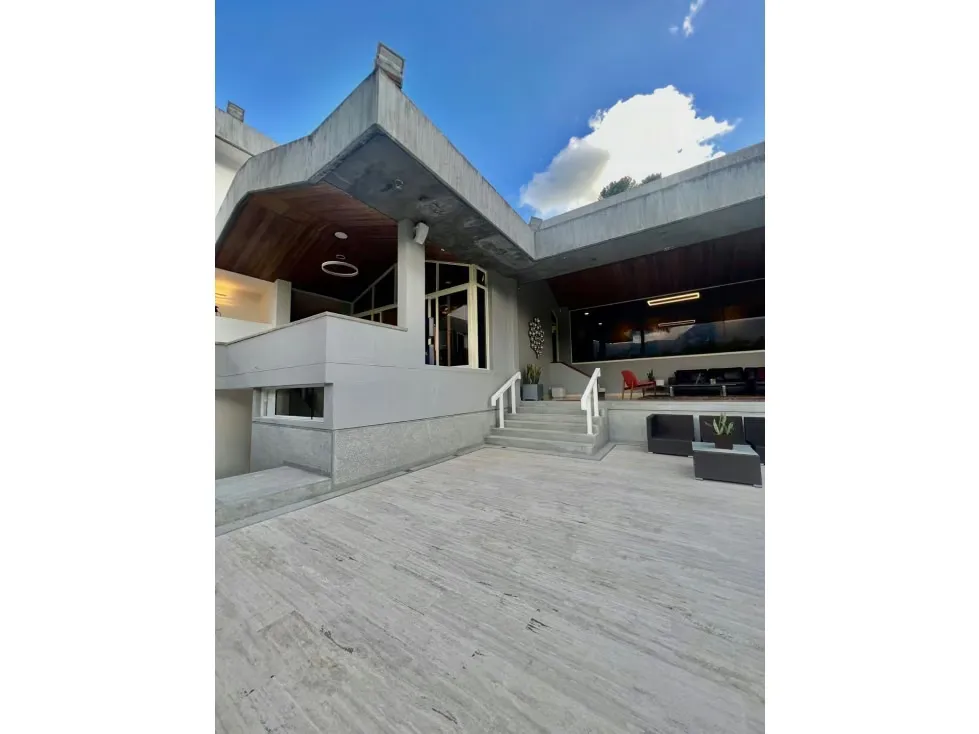 Vendo casa 750m2 Cerro Verde 6307 - 2