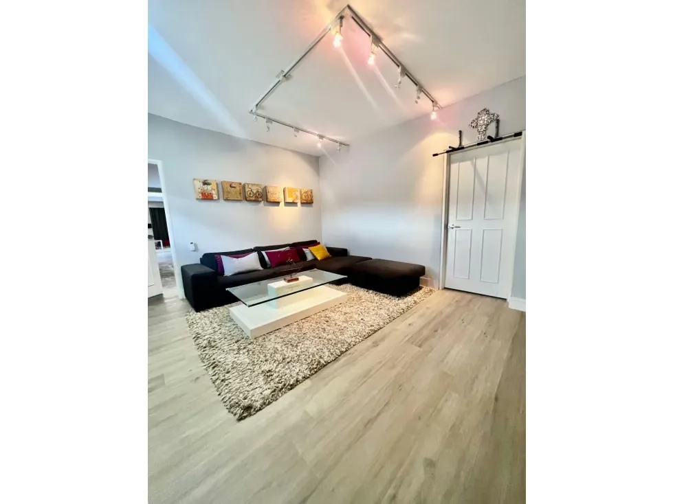 Vendo casa 750m2 Cerro Verde 6307 - 12
