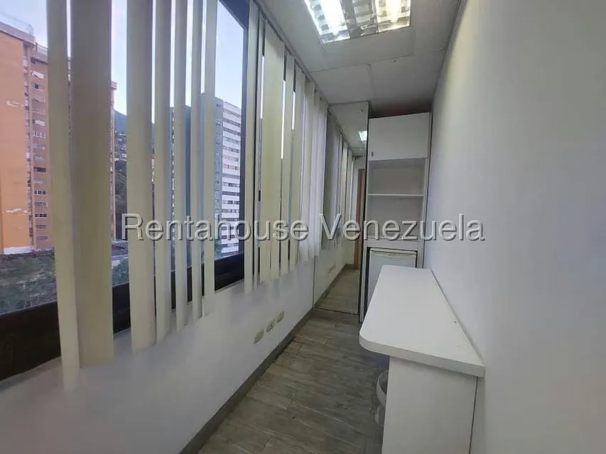 Local Comercial en Alquiler en El Paraiso, Distrito Metropolitano - 12