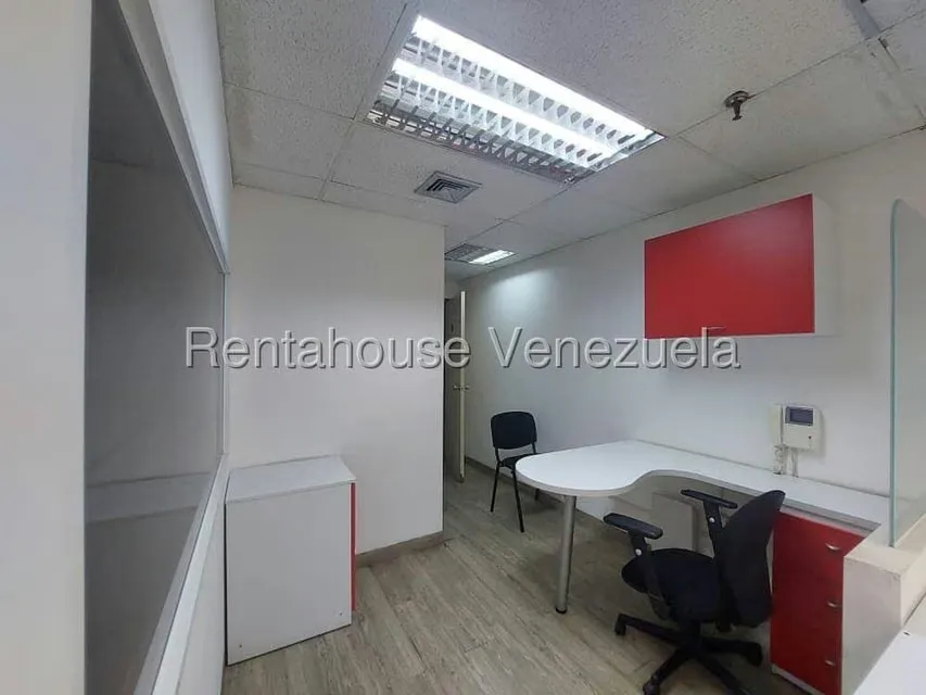 Local Comercial en Alquiler en El Paraiso, Distrito Metropolitano - 4