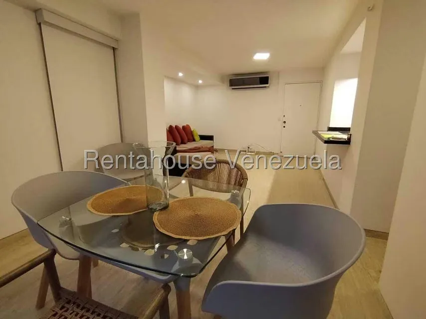 Apartamento (1 Nivel) en Alquiler en Las Mercedes, Distrito Metropolitano - 4