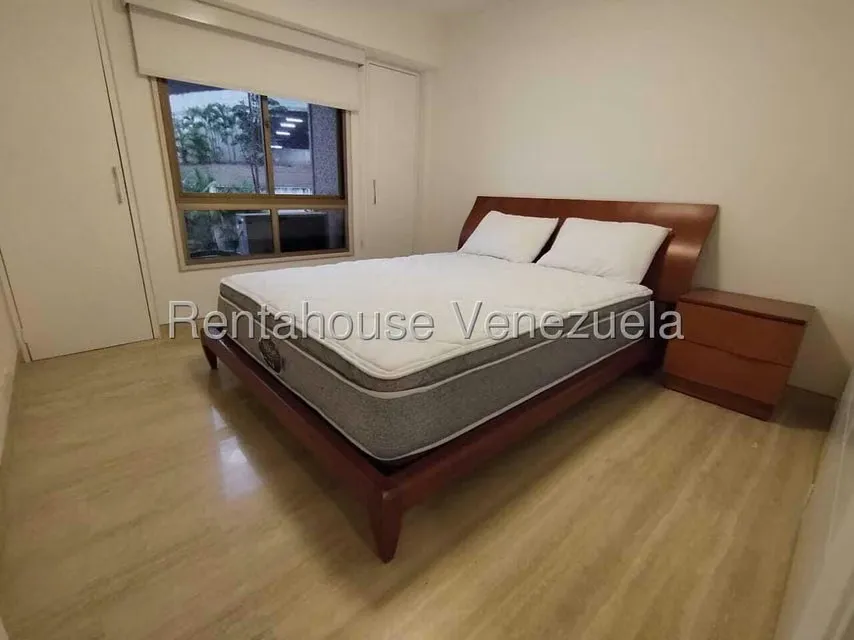 Apartamento (1 Nivel) en Alquiler en Las Mercedes, Distrito Metropolitano - 5