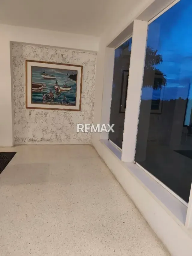 Se vende casa minimalista actualizada en el Sector El Otro Lado en El Municipio El Hatillo - 11