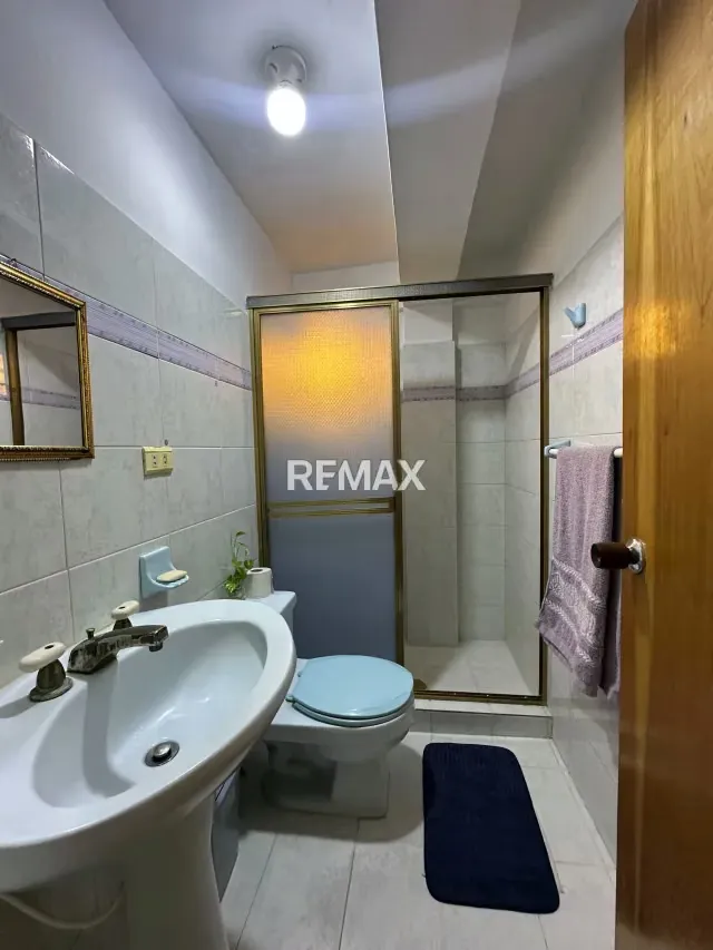 OPORTUNIDAD DE INVERSION, CASA EN VENTA. 3 NIVELES. AV BERMUDEZ. MARACAY EDO. ARAGUA - 7