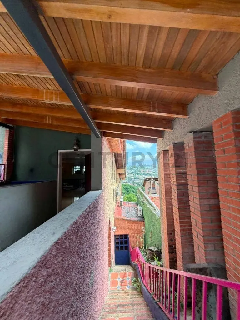 Exclusiva y Espaciosa Casa en Urbanización El Peñón - 24