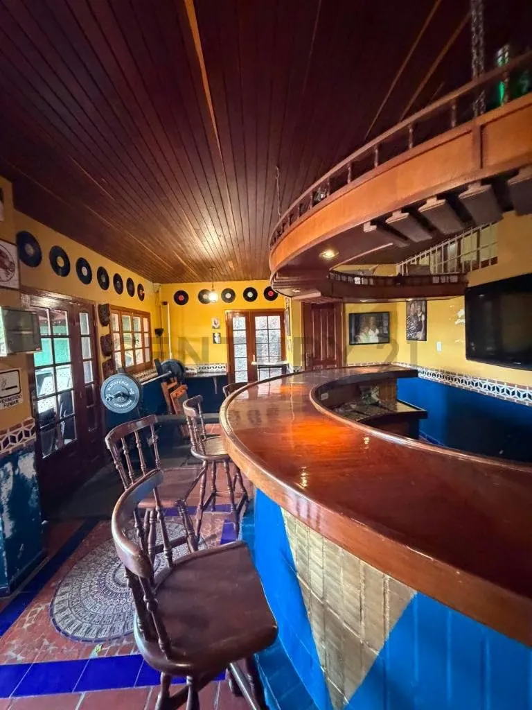 Exclusiva y Espaciosa Casa en Urbanización El Peñón - 29