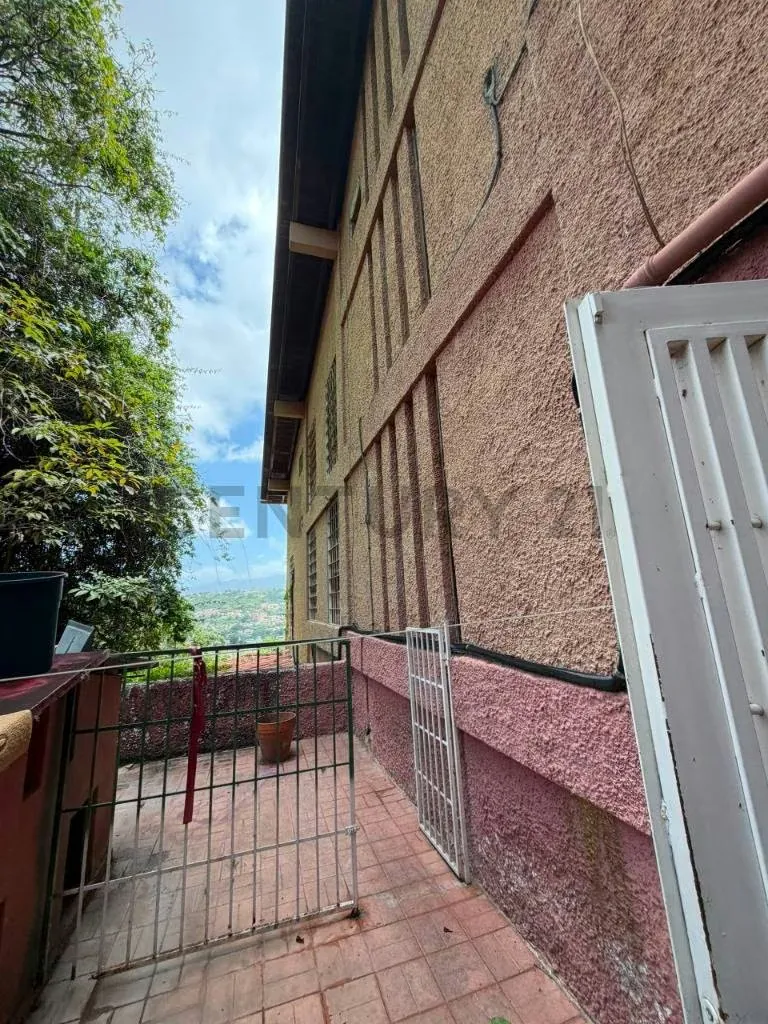 Exclusiva y Espaciosa Casa en Urbanización El Peñón - 30