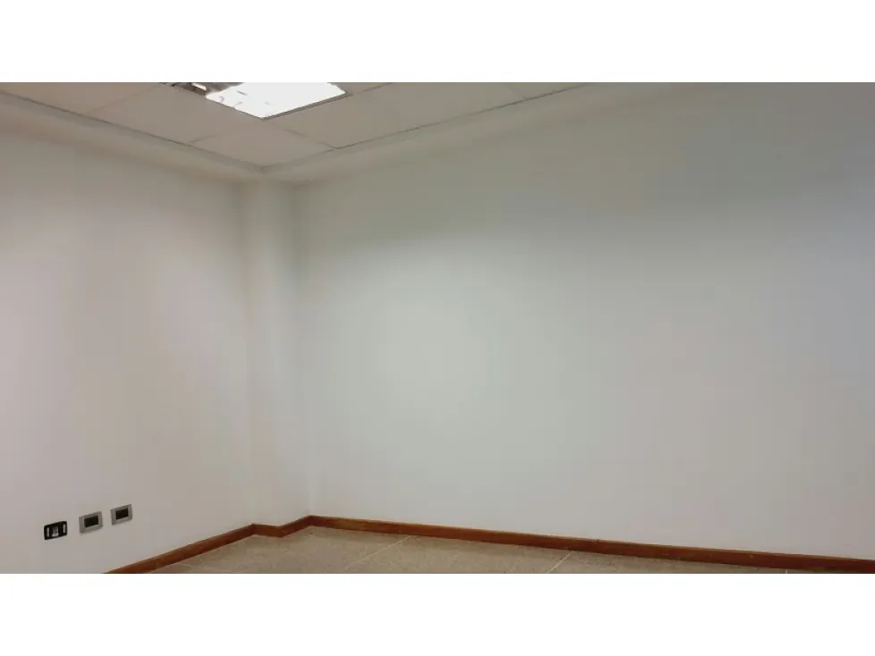 Alquilo Oficina 18 m2 aprox La Trinidad Caracas - 11