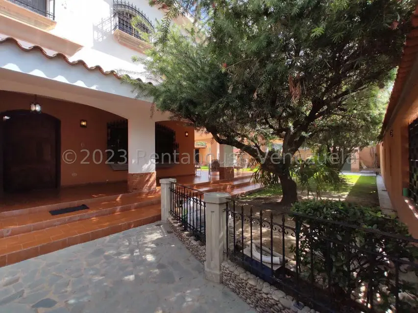 Casa (Duplex) en Venta en San Pablo, Aragua - 2