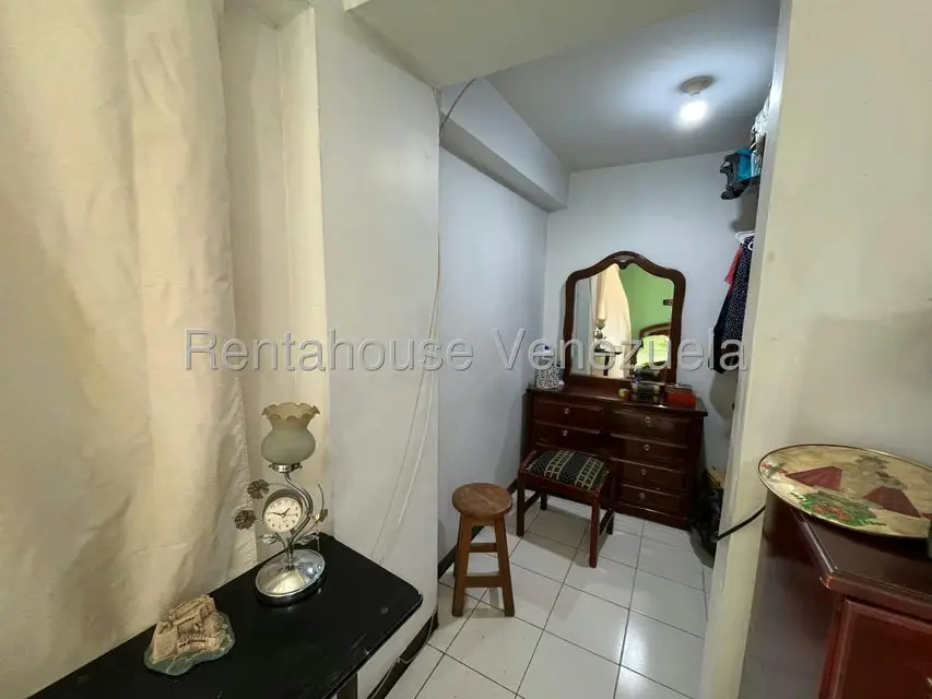 Apartamento (1 Nivel) en Venta en Avenida Libertador, Lara - 16