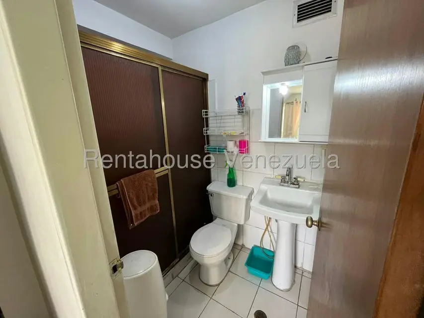 Apartamento (1 Nivel) en Venta en Avenida Libertador, Lara - 17
