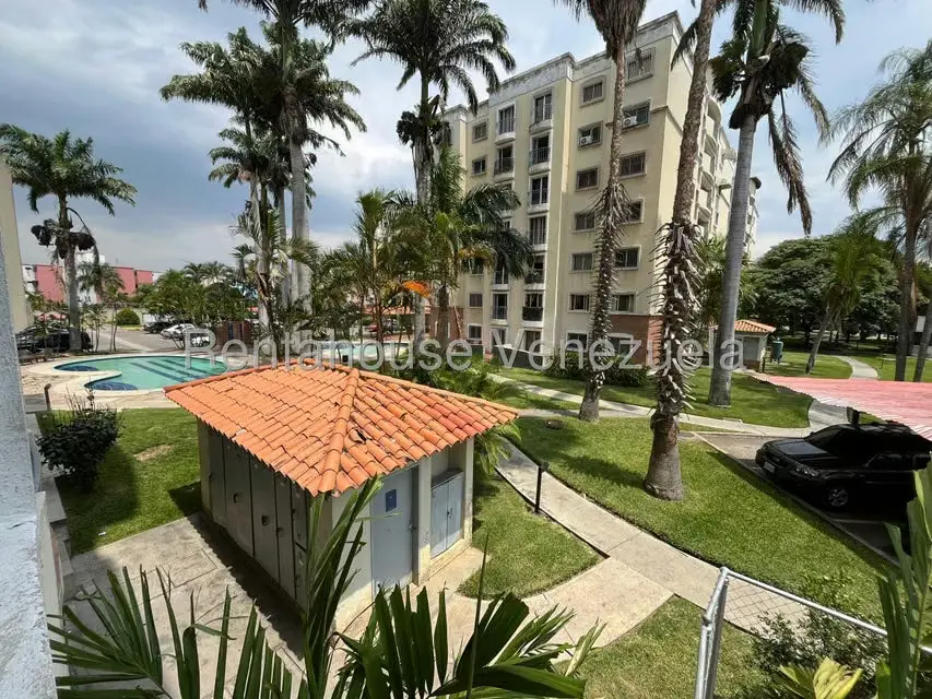 Apartamento (1 Nivel) en Venta en Avenida Libertador, Lara - 2