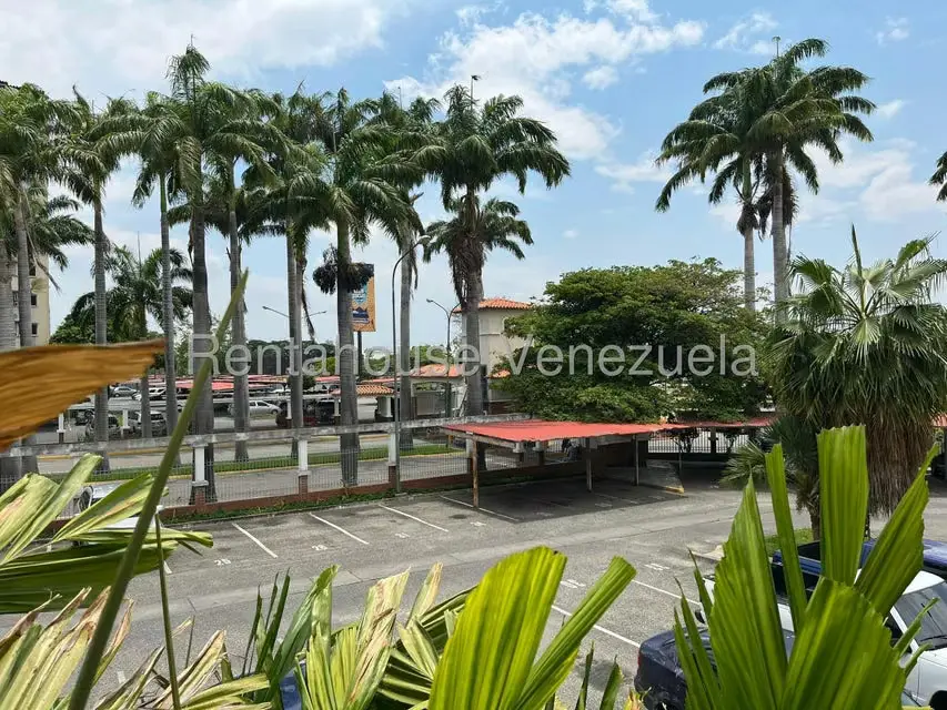 Apartamento (1 Nivel) en Venta en Avenida Libertador, Lara - 28