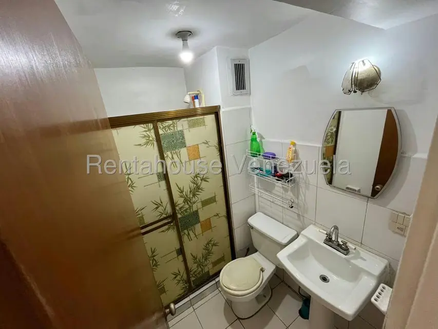 Apartamento (1 Nivel) en Venta en Avenida Libertador, Lara - 29