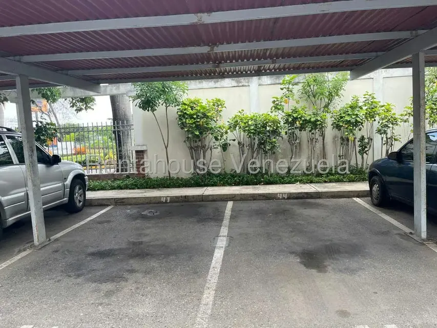 Apartamento (1 Nivel) en Venta en Avenida Libertador, Lara - 44