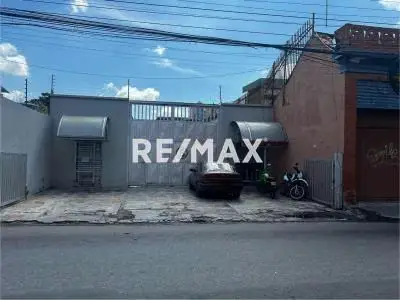 TERRENO EN VENTA DE 430 M2 EN CALLE JUNIN CENTRO DE MARACAY