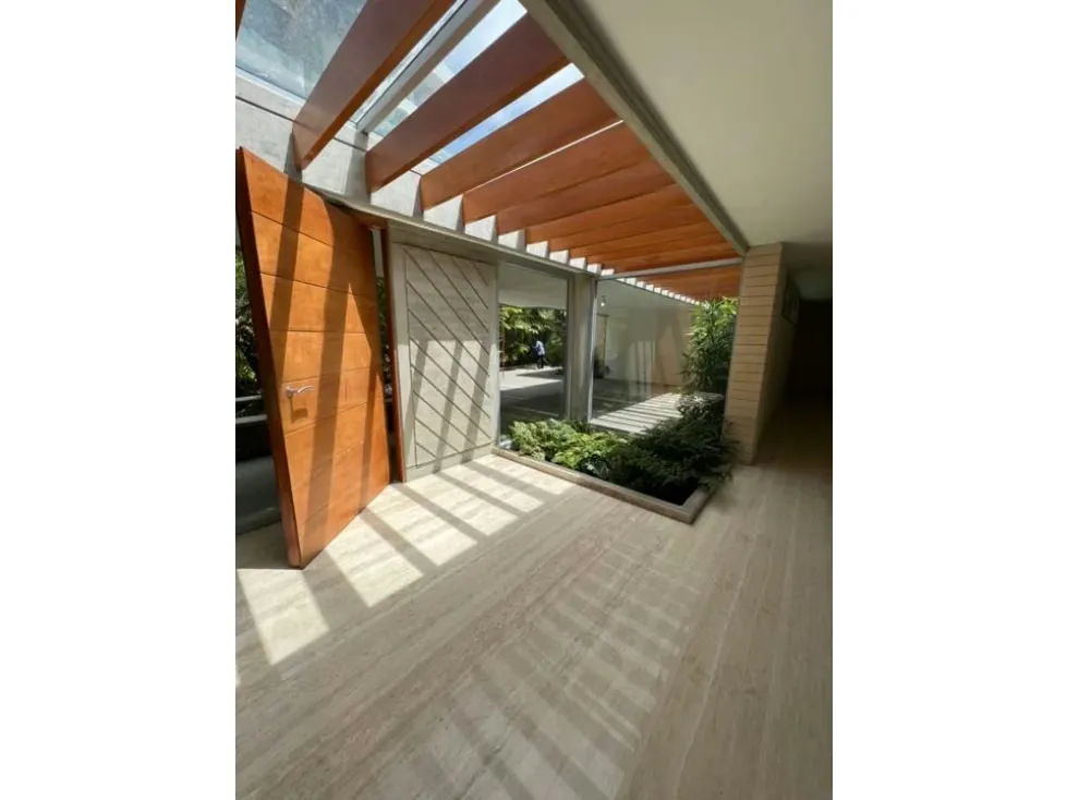 Se vende casa 750m2 La Lagunita 9183 - 7