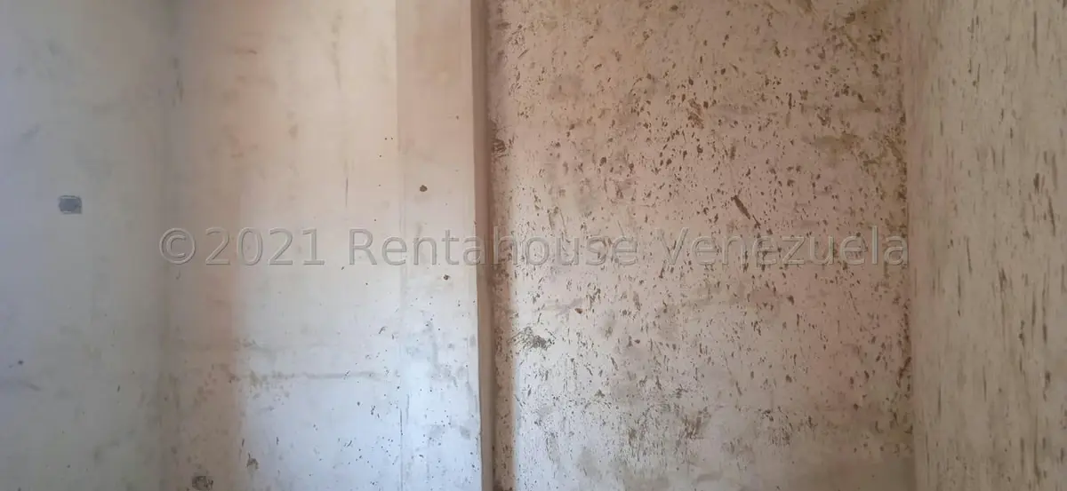 Townhouse (Multiples Niveles) en Venta en Guaracarima, Aragua - 15