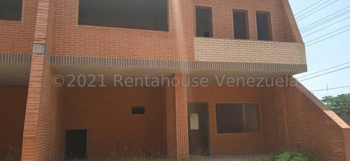 Townhouse (Multiples Niveles) en Venta en Guaracarima, Aragua - 3