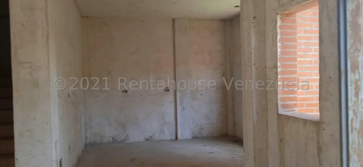 Townhouse (Multiples Niveles) en Venta en Guaracarima, Aragua - 7