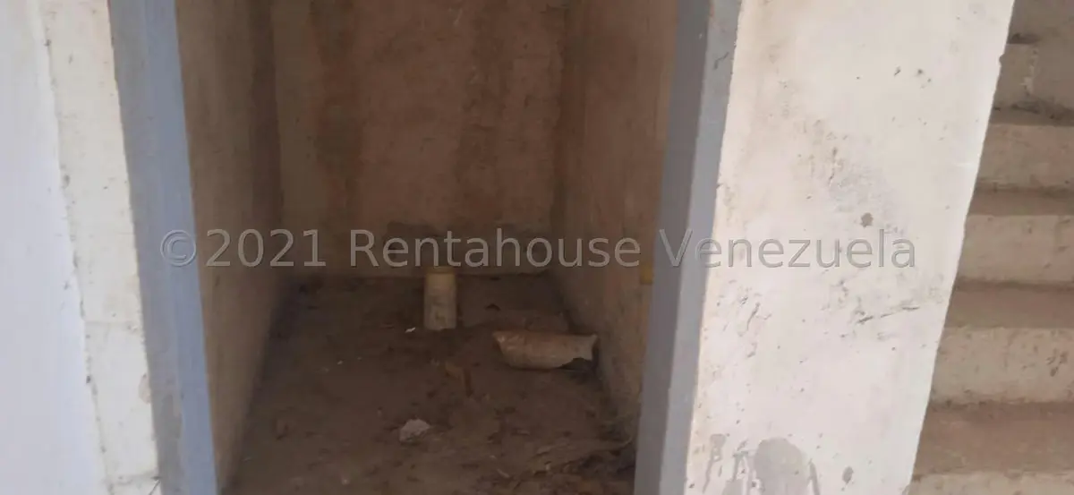 Townhouse (Multiples Niveles) en Venta en Guaracarima, Aragua - 9