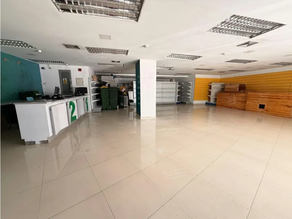 Se vende Local comercial 319m² 2b/10p Campo Alegre