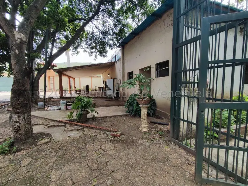 Casa (1 Nivel) en Venta en Sector El Saman, Aragua - 40